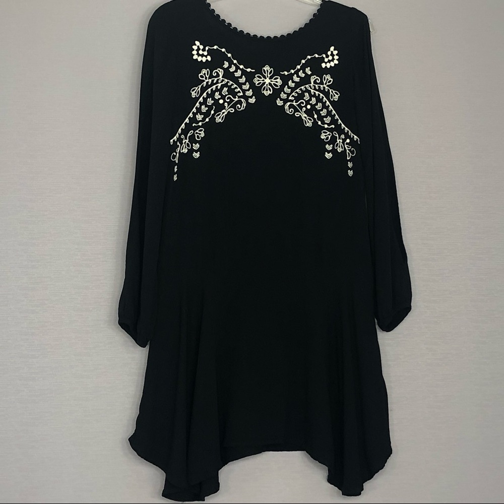 Sweet Black Dress with White Embroidery. SZ M